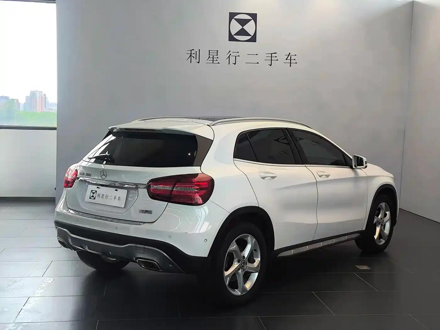 2018 Mercedes-Benz GLA 200 Dynamic — миниатюра 4