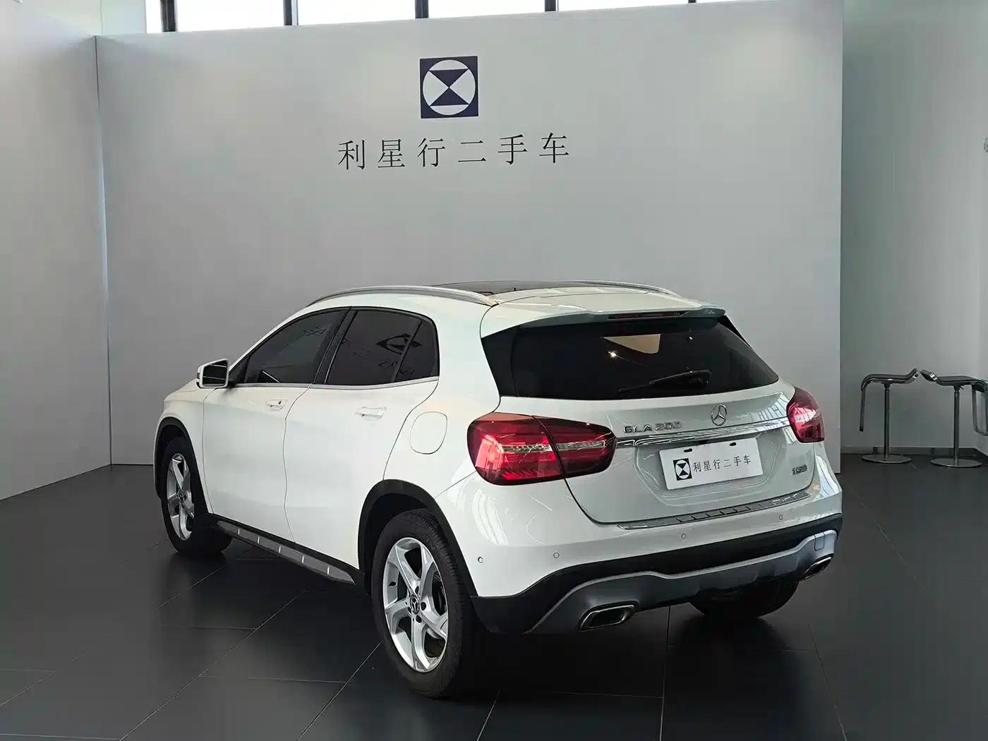 2018 Mercedes-Benz GLA 200 Dynamic — миниатюра 6