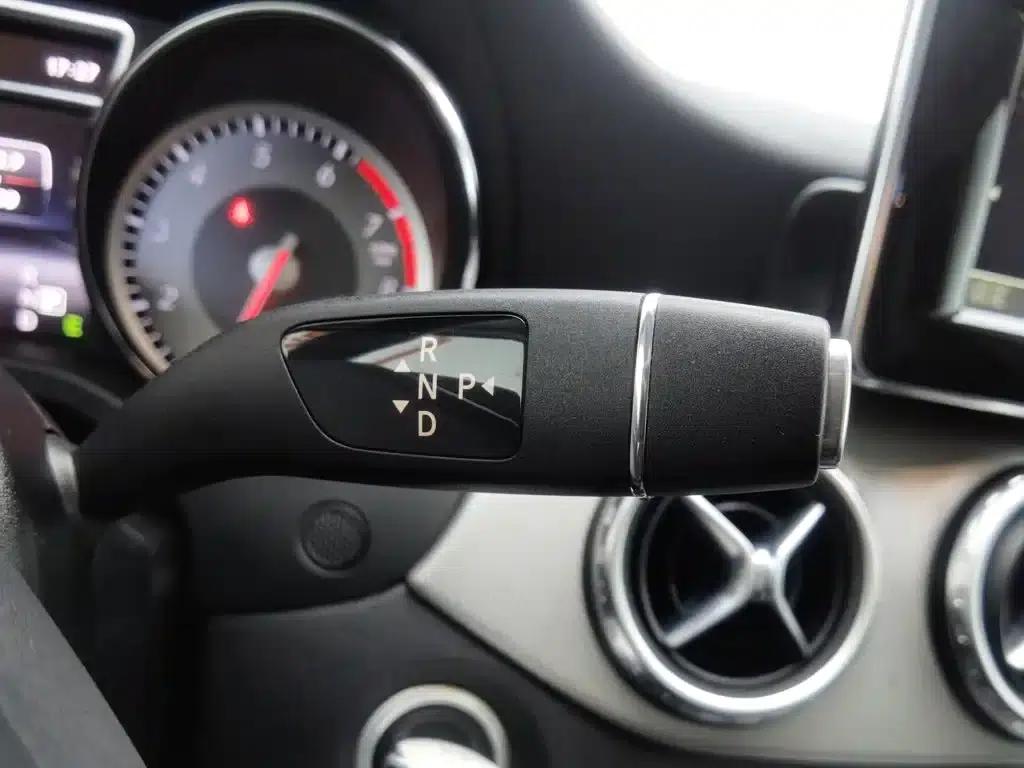 2015 Mercedes-Benz GLA 220 4MATIC Luxury — миниатюра 13