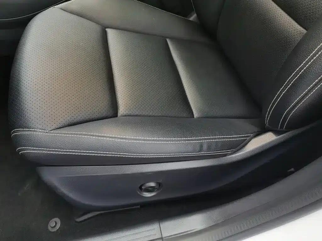 2015 Mercedes-Benz GLA 220 4MATIC Luxury — миниатюра 20