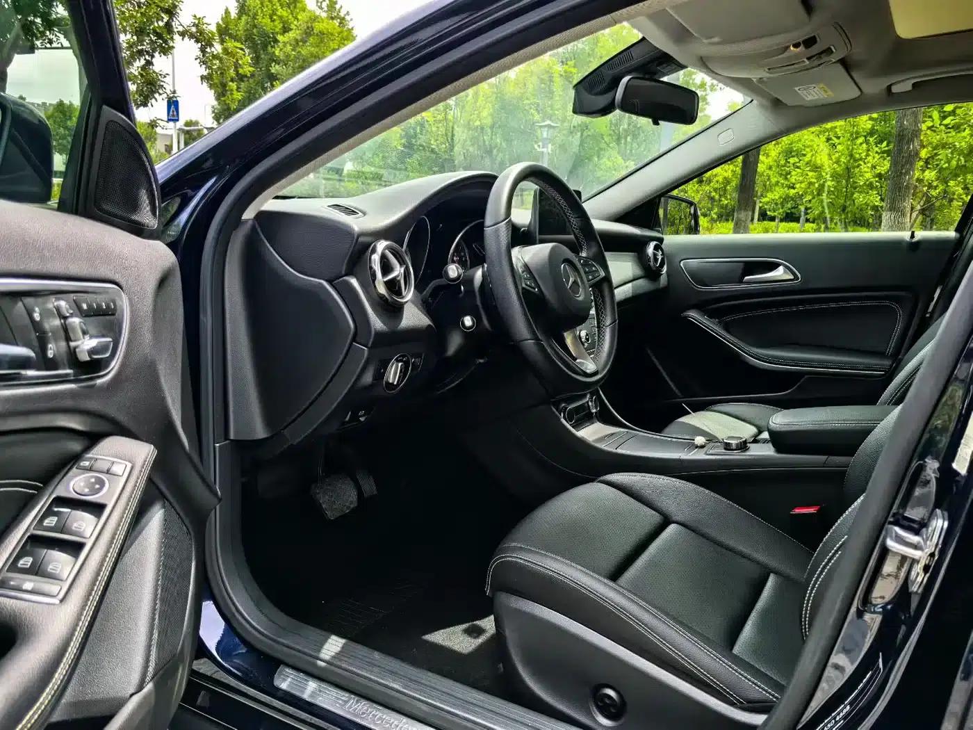 2018 Mercedes-Benz GLA 200 Dynamic — миниатюра 4