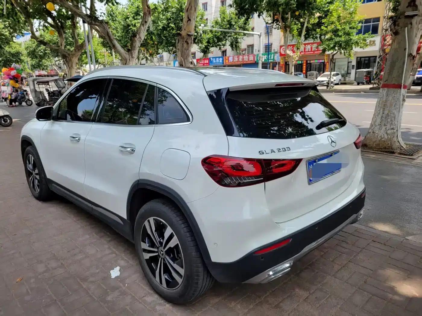 Mercedes-Benz GLA 2022 Facelift GLA 200 — миниатюра 2