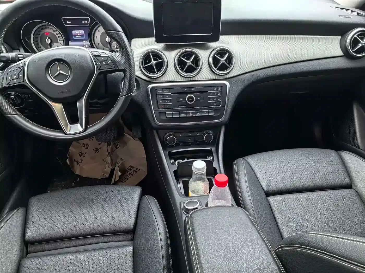2016 Mercedes-Benz GLA 200 Dynamic — миниатюра 6