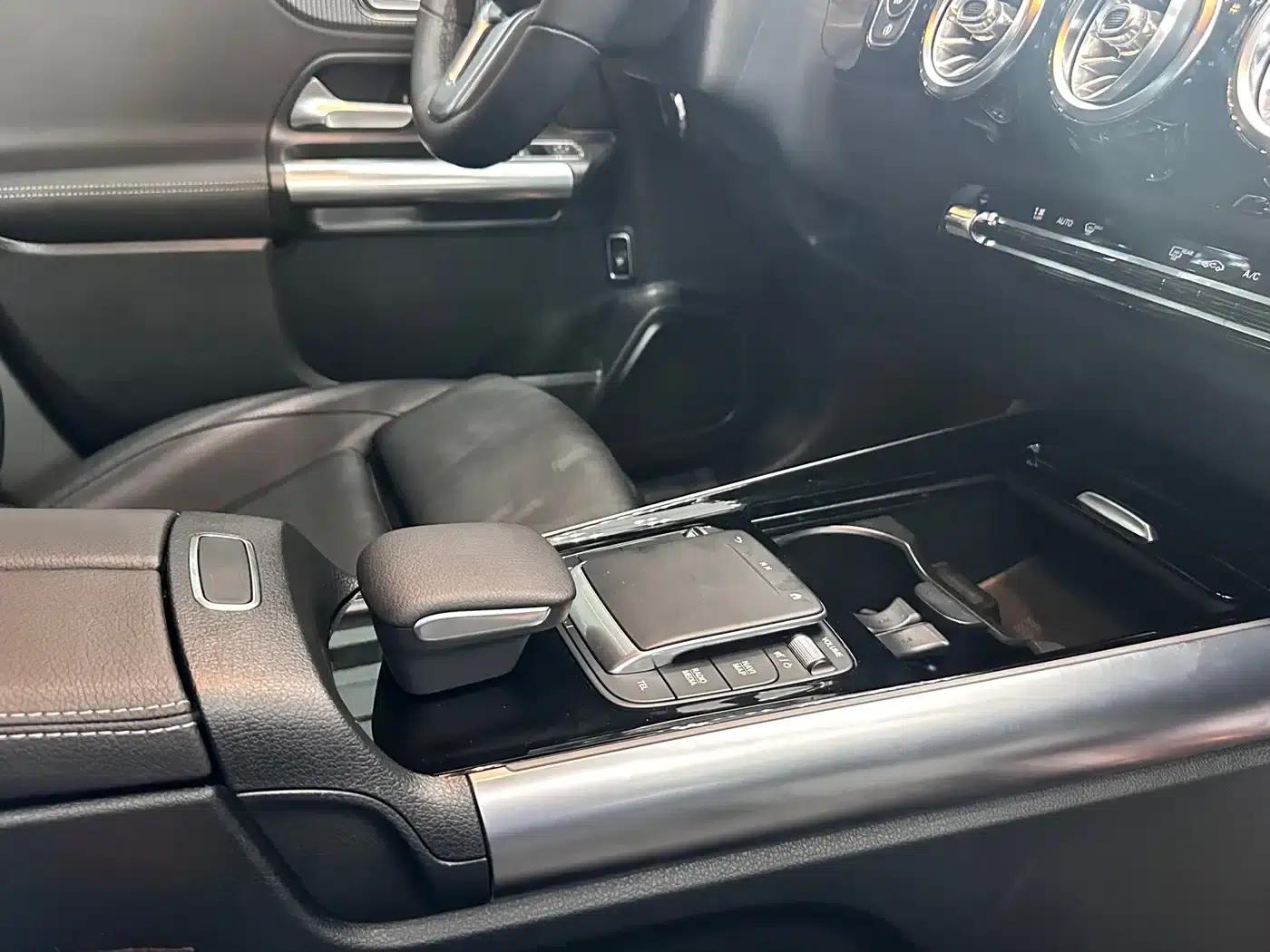 2020 Mercedes-Benz GLA 200 — миниатюра 5