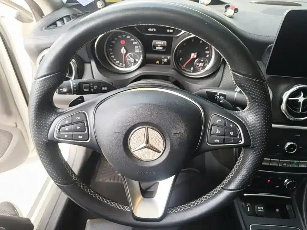 2018 Mercedes-Benz GLA 200 Fashion Edition — миниатюра 11