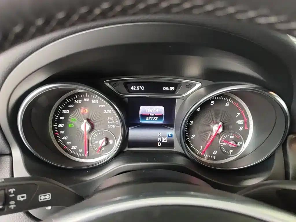 2019 Mercedes-Benz GLA 260 4MATIC Sport — миниатюра 12