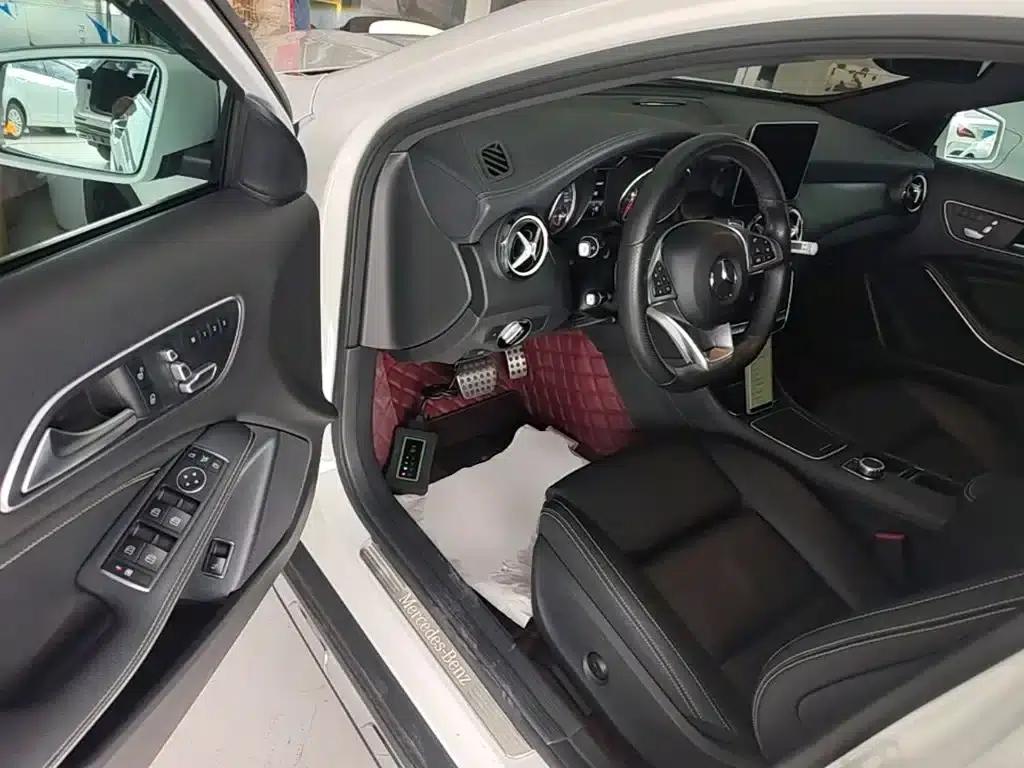 2019 Mercedes-Benz GLA 260 4MATIC Sport — миниатюра 16