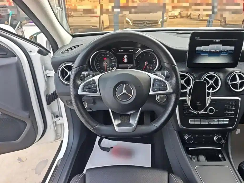2019 Mercedes-Benz GLA 200 Fashion Edition — миниатюра 11