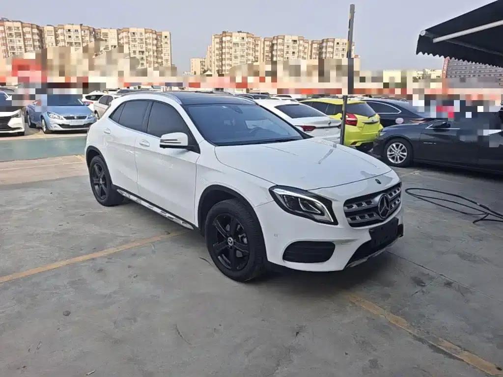 2019 Mercedes-Benz GLA 200 Fashion Edition — миниатюра 4
