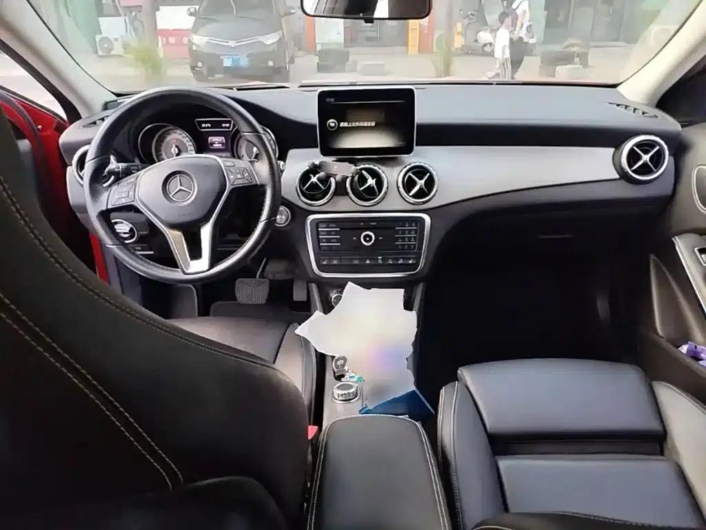 2016 Mercedes-Benz GLA 220 4MATIC Fashion Edition — миниатюра 6