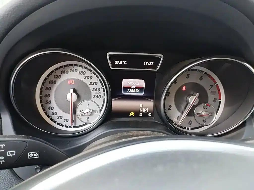 2016 Mercedes-Benz GLA 220 4MATIC Fashion Edition — миниатюра 8