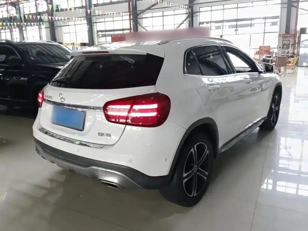 2018 Mercedes-Benz GLA 200 Fashion Edition — миниатюра 7