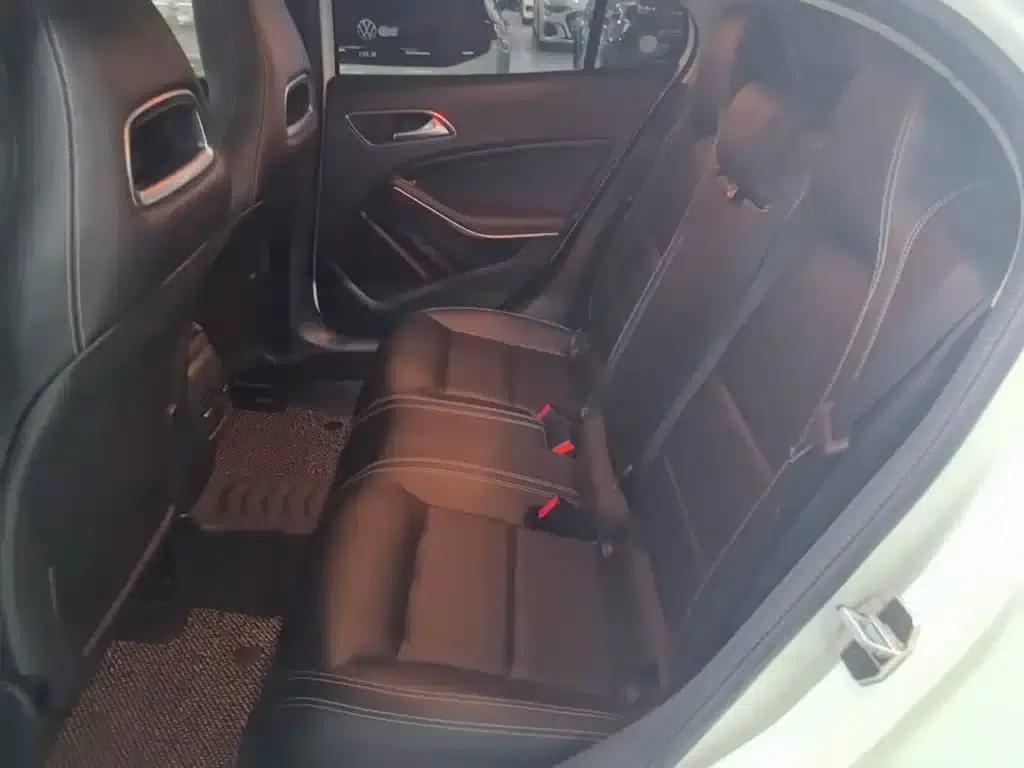 2015 Mercedes-Benz GLA 220 4MATIC Fashion Edition — миниатюра 17