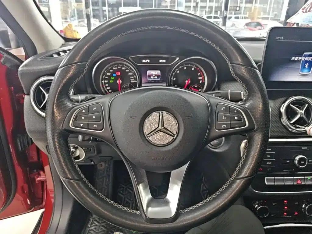 2018 Mercedes-Benz GLA 200 Dynamic — миниатюра 11