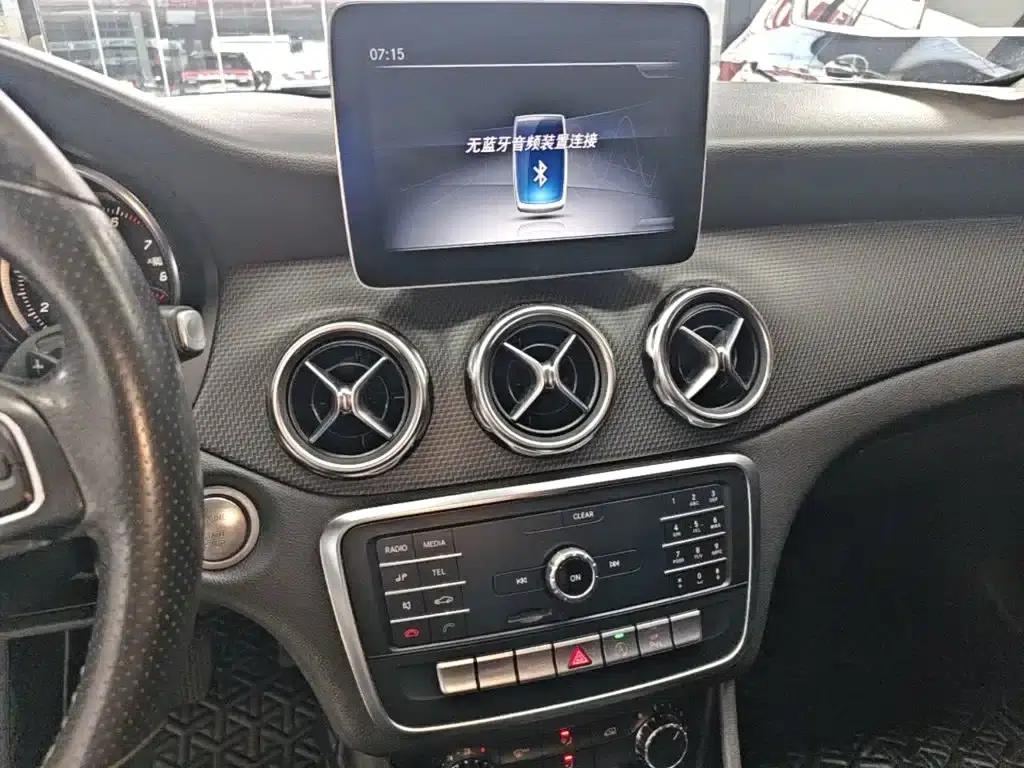 2018 Mercedes-Benz GLA 200 Dynamic — миниатюра 13