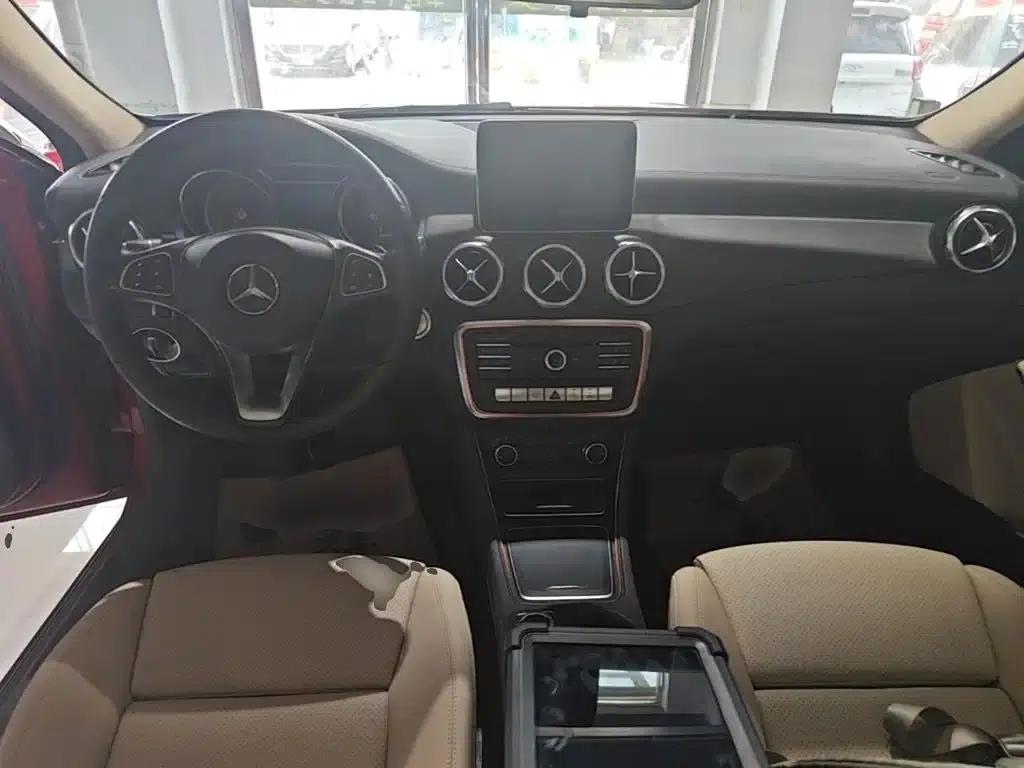 2017 Mercedes-Benz GLA 200 Fashion Edition — миниатюра 10