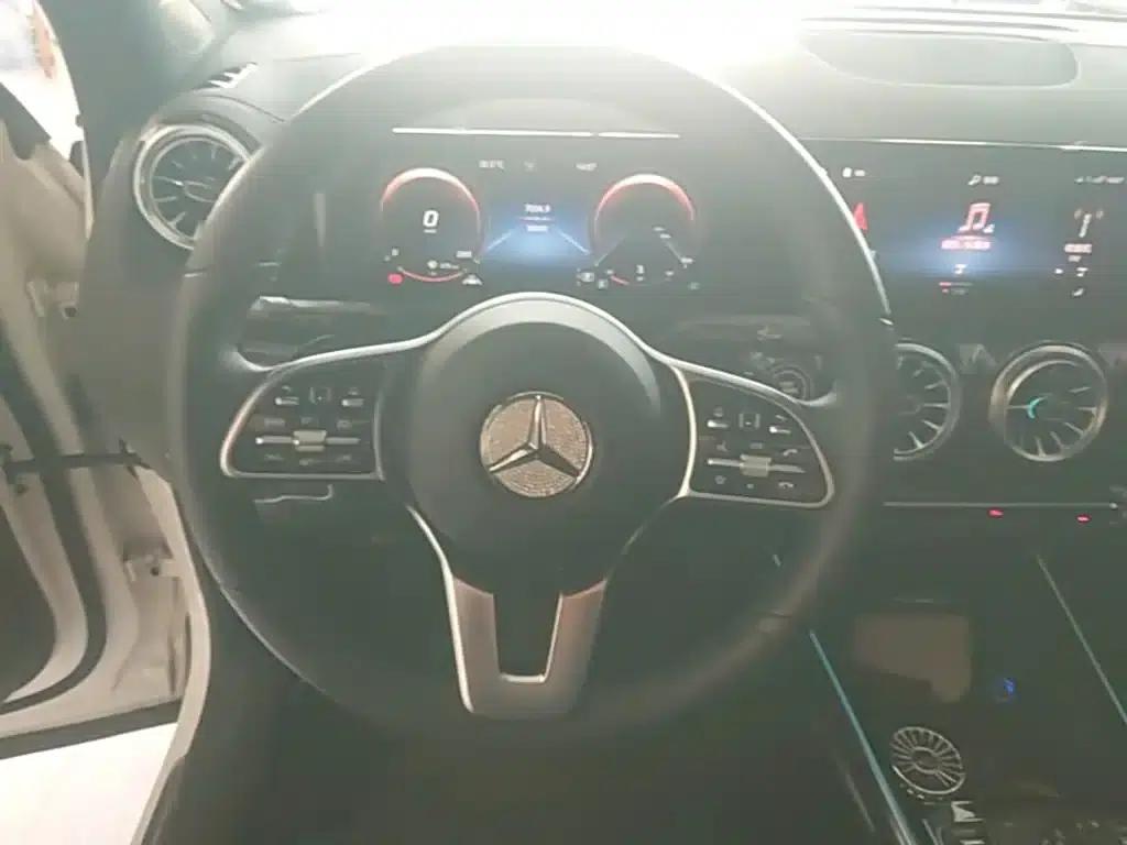Mercedes-Benz GLA 2022 Facelift GLA 200 — миниатюра 7