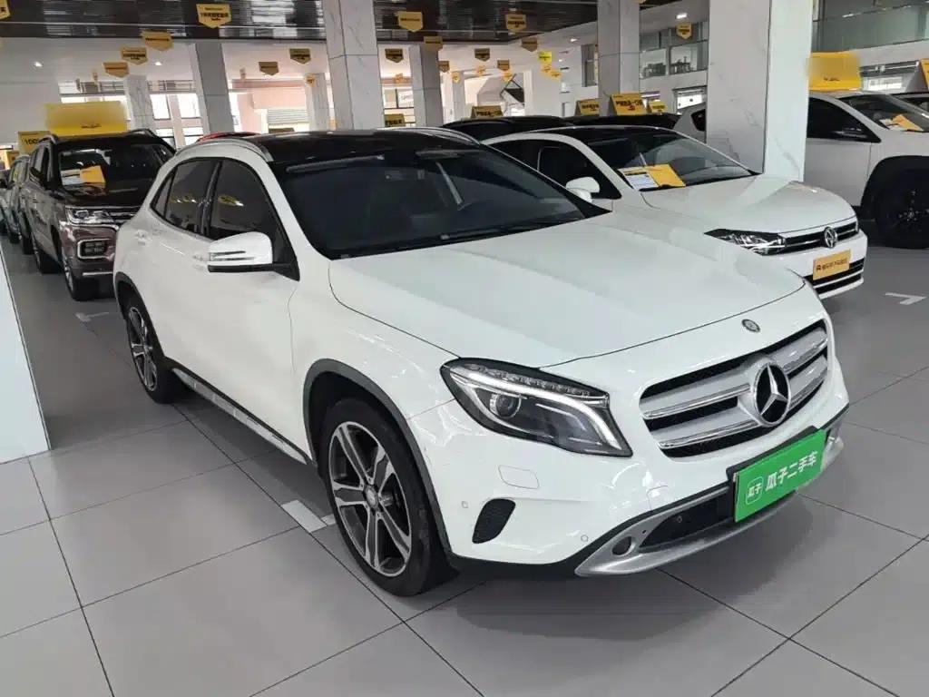 2016 Mercedes-Benz GLA 220 4MATIC Luxury — миниатюра 4