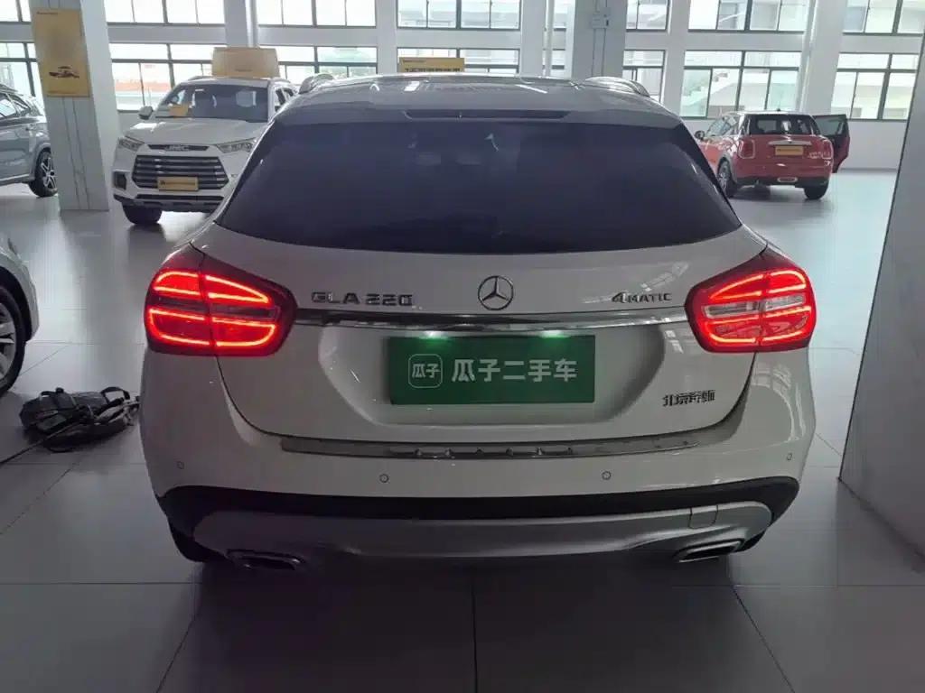 2016 Mercedes-Benz GLA 220 4MATIC Luxury — миниатюра 6