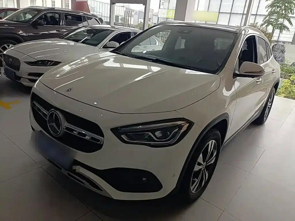 2023 Mercedes-Benz GLA 220 — миниатюра 1