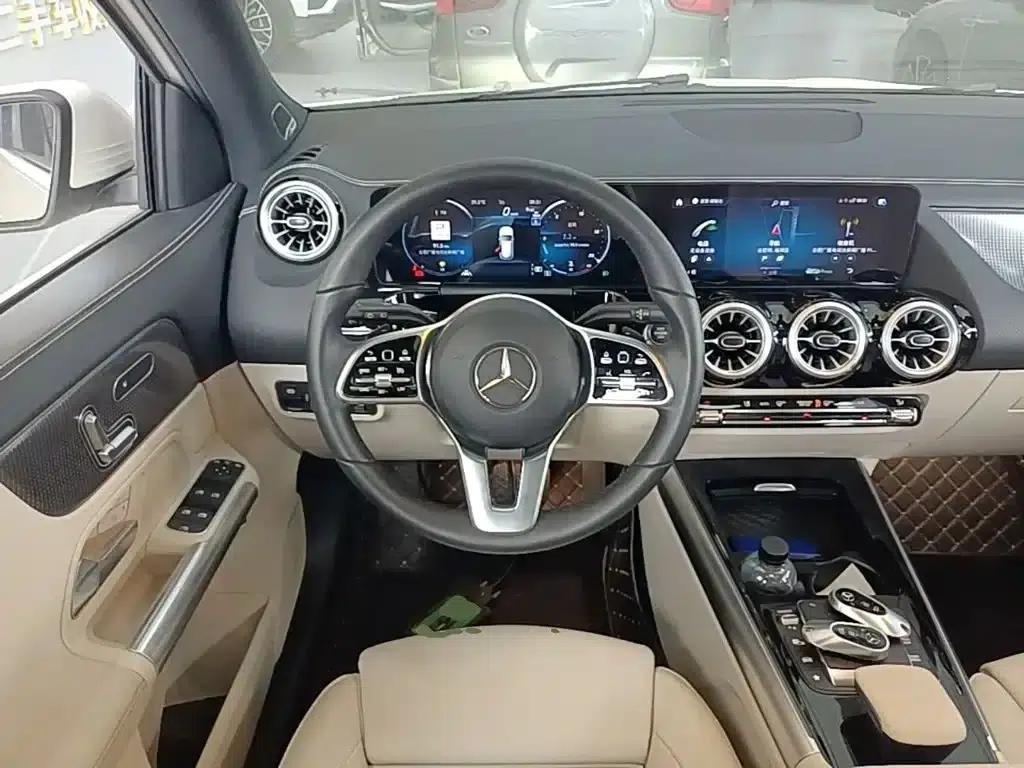 2023 Mercedes-Benz GLA 220 — миниатюра 11