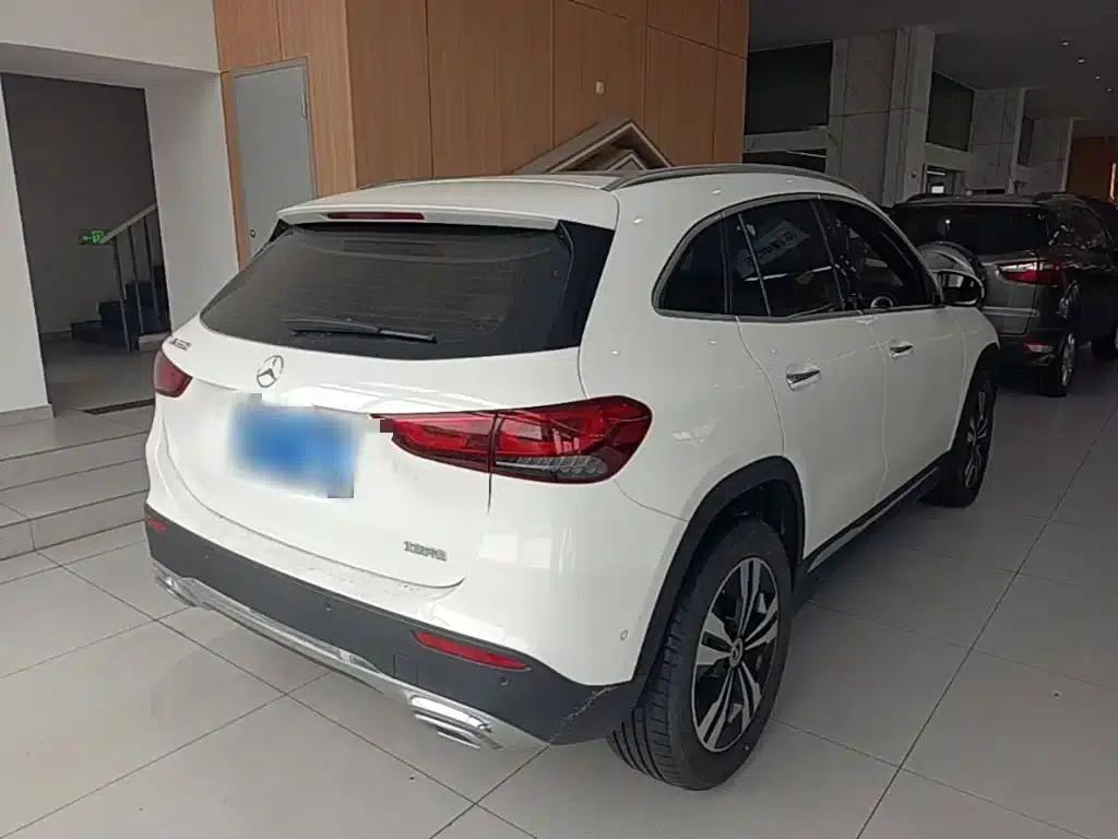 2023 Mercedes-Benz GLA 220 — миниатюра 7