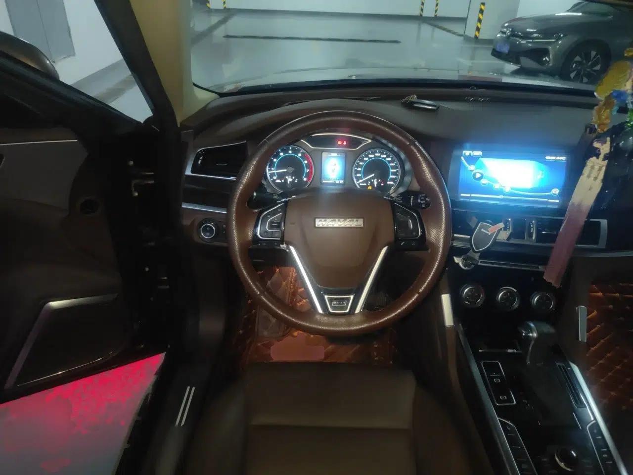 Haval H7 2016 Blue-Label H7 2.0T Automatic Luxury Model — миниатюра 10