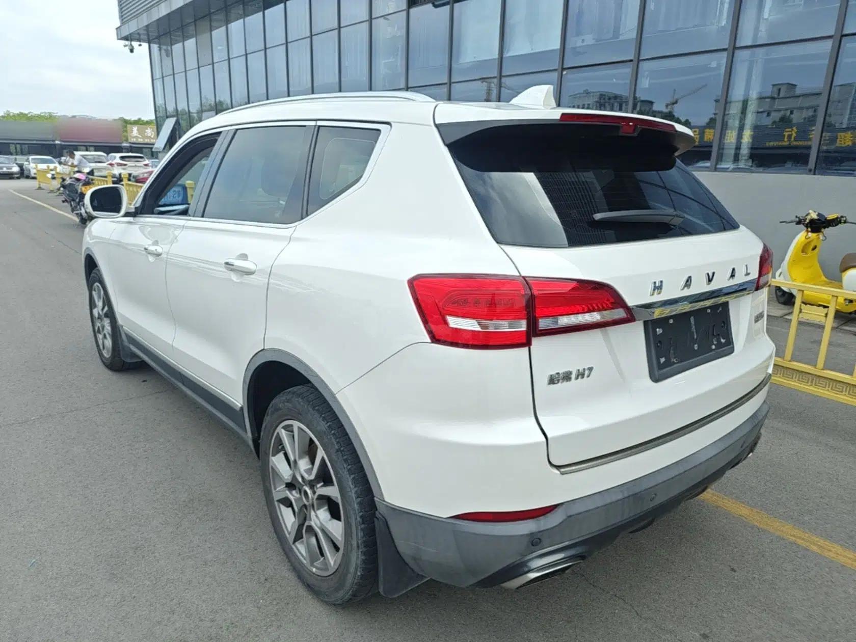 Haval H7 2018 Revised Version Blue-Label H7 2.0T Automatic Smart Enjoyment Trim — миниатюра 4