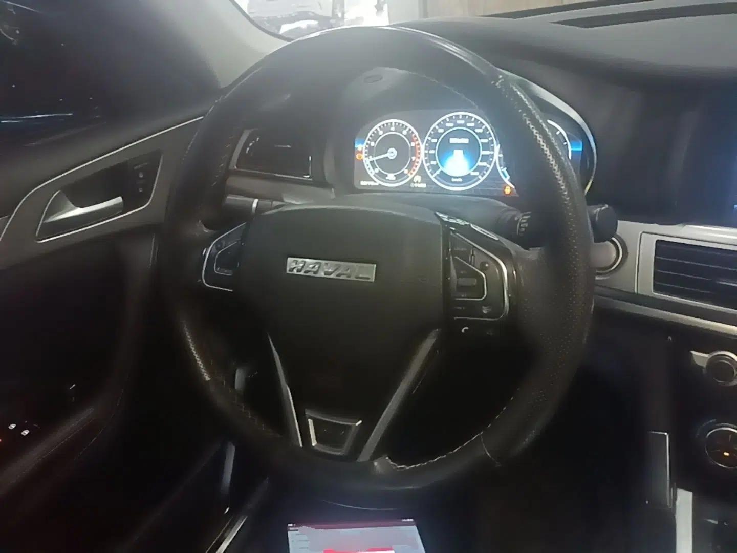 Haval H7 2018 Revised Version Blue-Label H7 2.0T Automatic Smart Enjoyment Trim — миниатюра 13