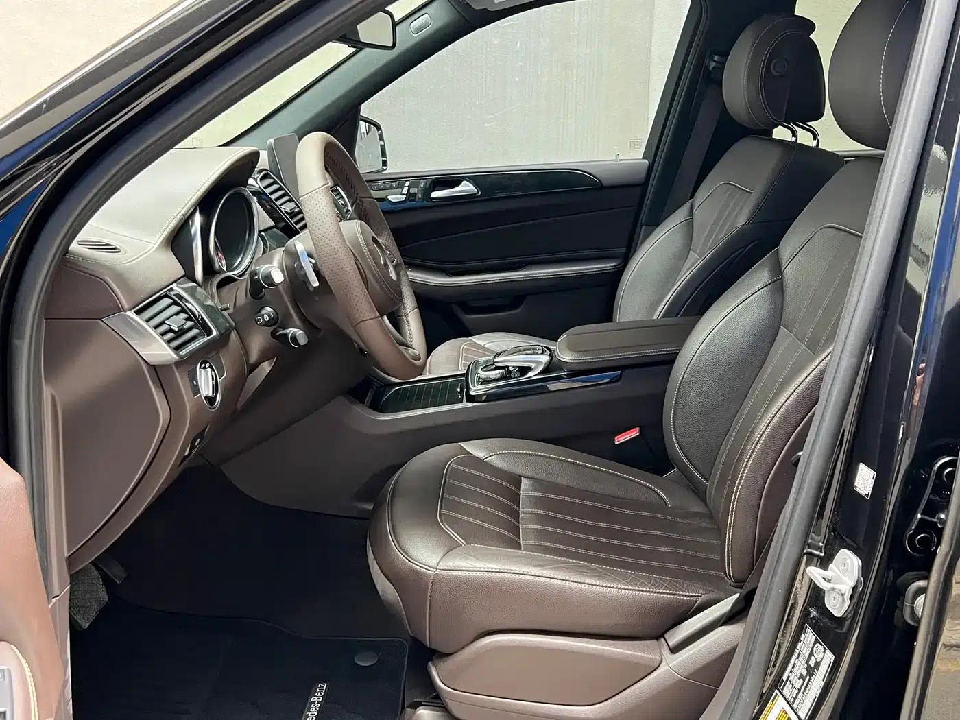 2017 Mercedes-Benz GLS 450 US Spec — миниатюра 8