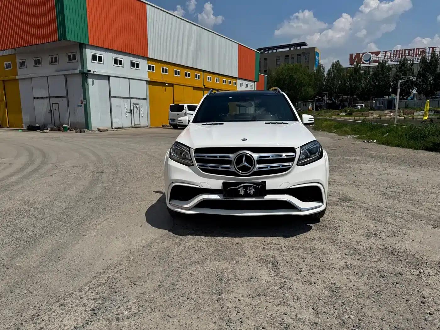 2017 Mercedes-Benz GLS 400 4MATIC Luxury — миниатюра 2