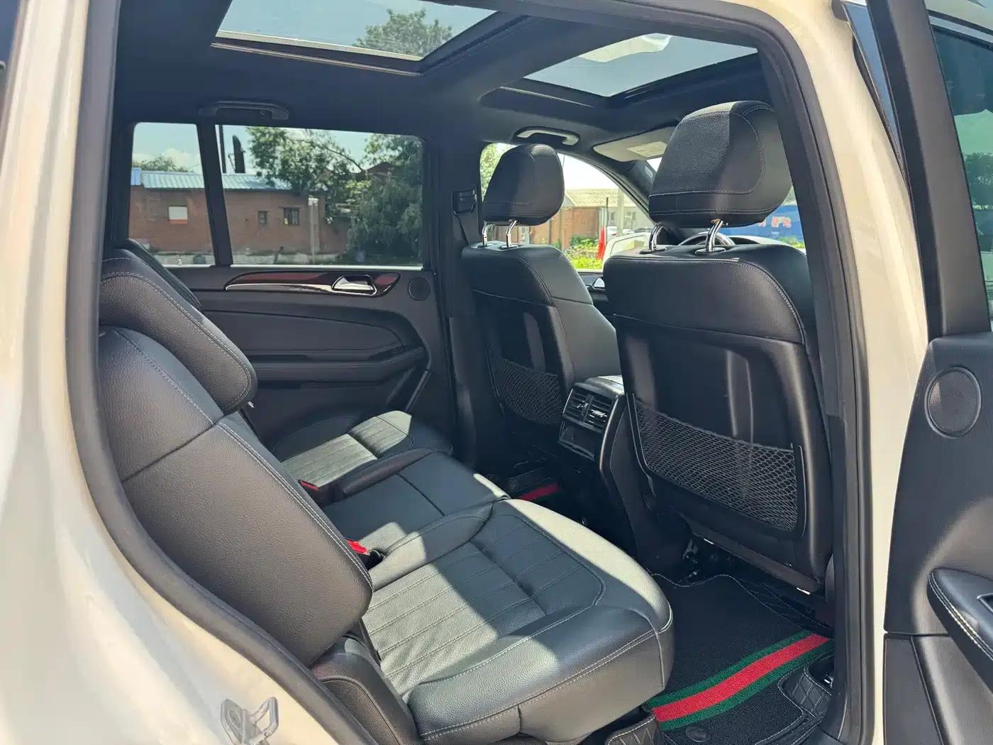 2017 Mercedes-Benz GLS 400 4MATIC Luxury — миниатюра 12
