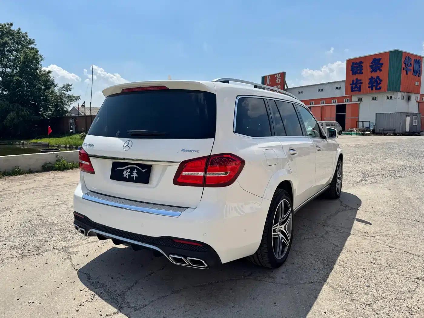2017 Mercedes-Benz GLS 400 4MATIC Luxury — миниатюра 9
