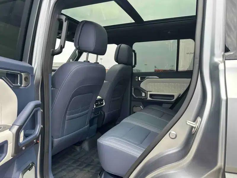 Jetour Traveler C-DM 2024 1.5TD DHT 208km 2WD Mountain Edition — миниатюра 17