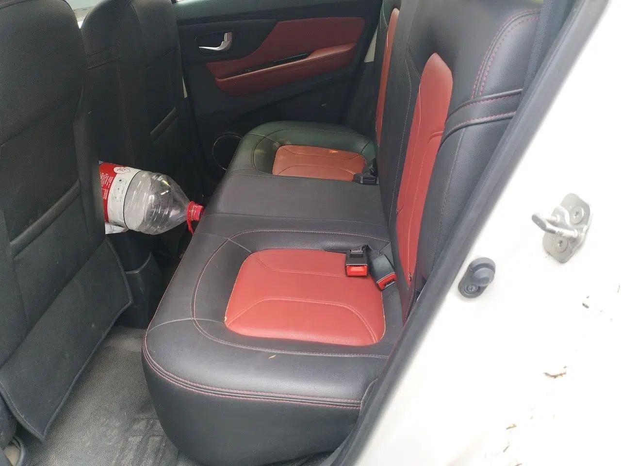 Haval H1 2016 Revised Version Blue Badge 1.5L AMT Comfort Edition — миниатюра 17