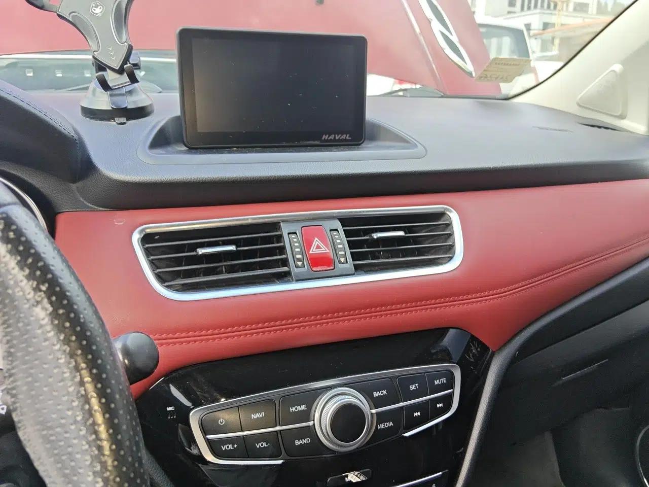 Haval H1 2015 1.5L AMT Luxury Model — миниатюра 13