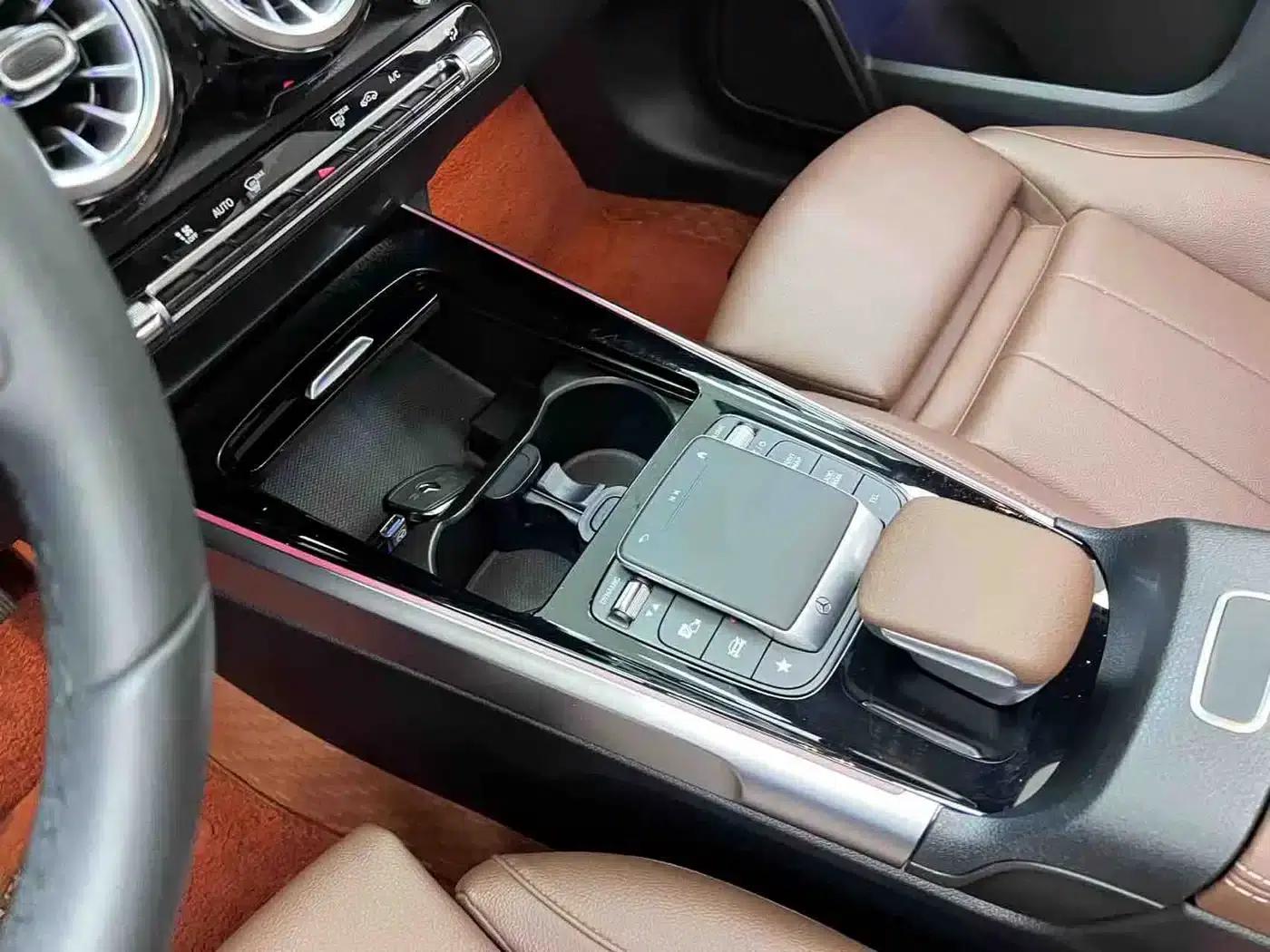 2023 Mercedes-Benz GLB 220 Fashion Edition — миниатюра 23