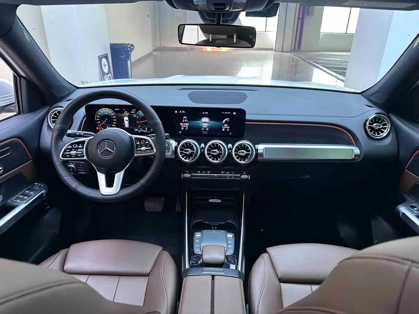 2021 Mercedes-Benz GLB 180 Fashion Edition — миниатюра 14