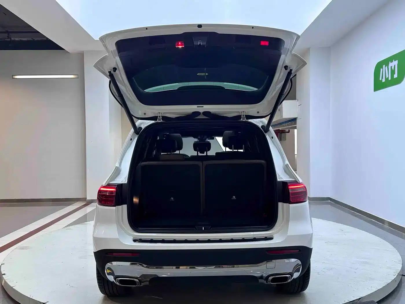 2021 Mercedes-Benz GLB 180 Fashion Edition — миниатюра 15