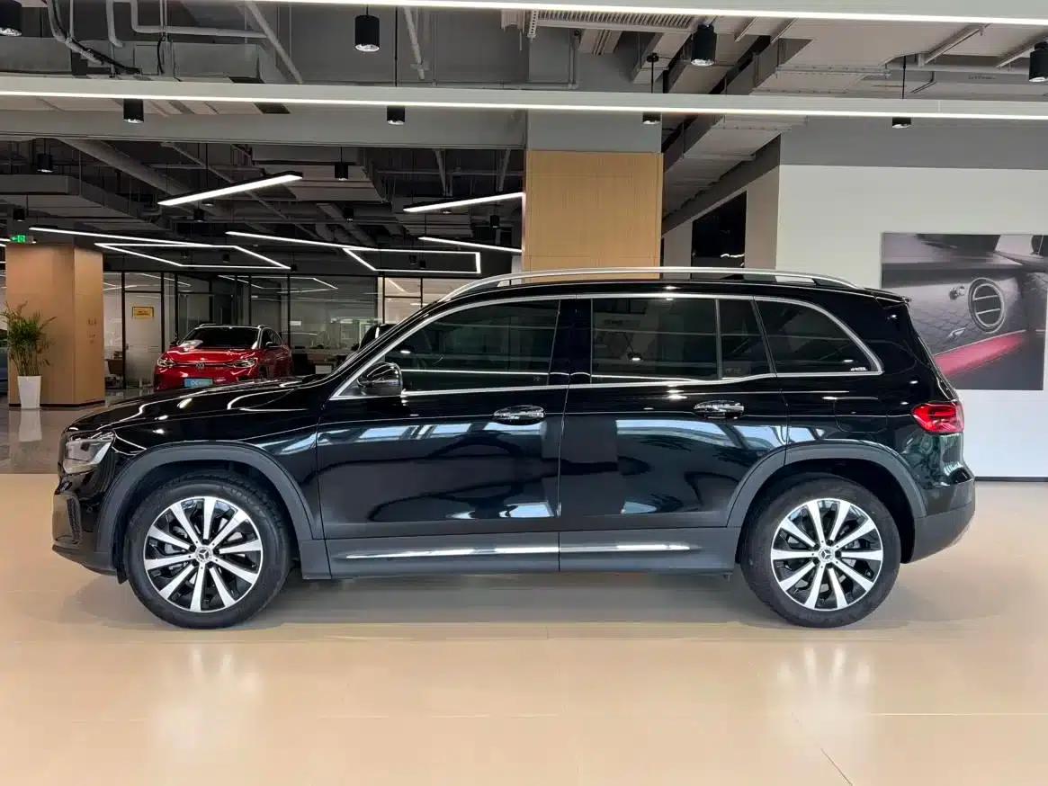 Mercedes-Benz GLB 2024 Model GLB 220 Fashion Edition — миниатюра 3