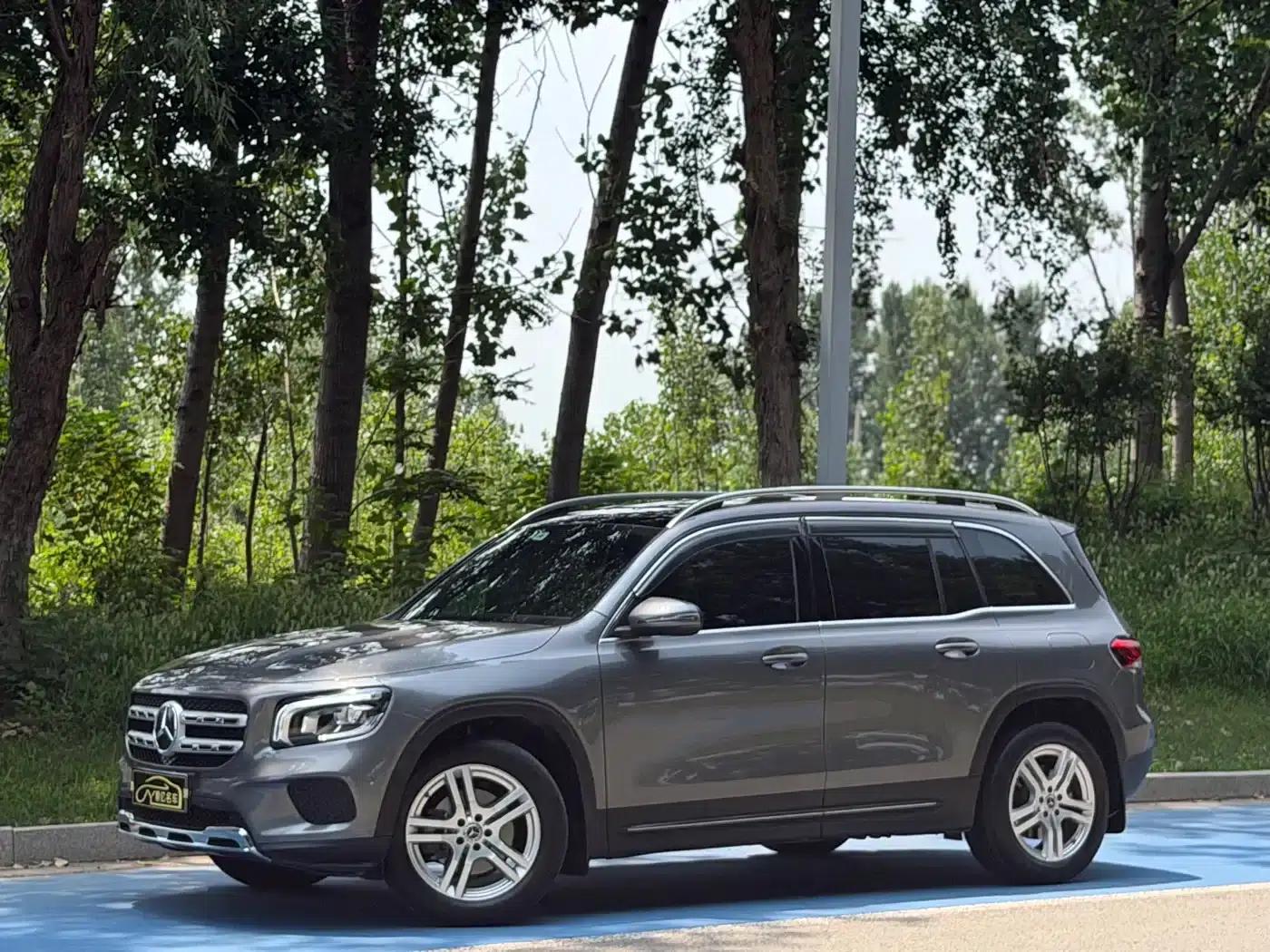 Mercedes-Benz GLB 2023 Fashion Edition — миниатюра 1