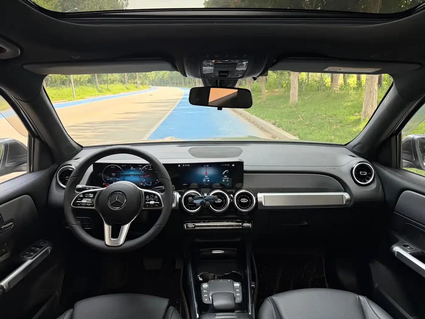 Mercedes-Benz GLB 2023 Fashion Edition — миниатюра 15
