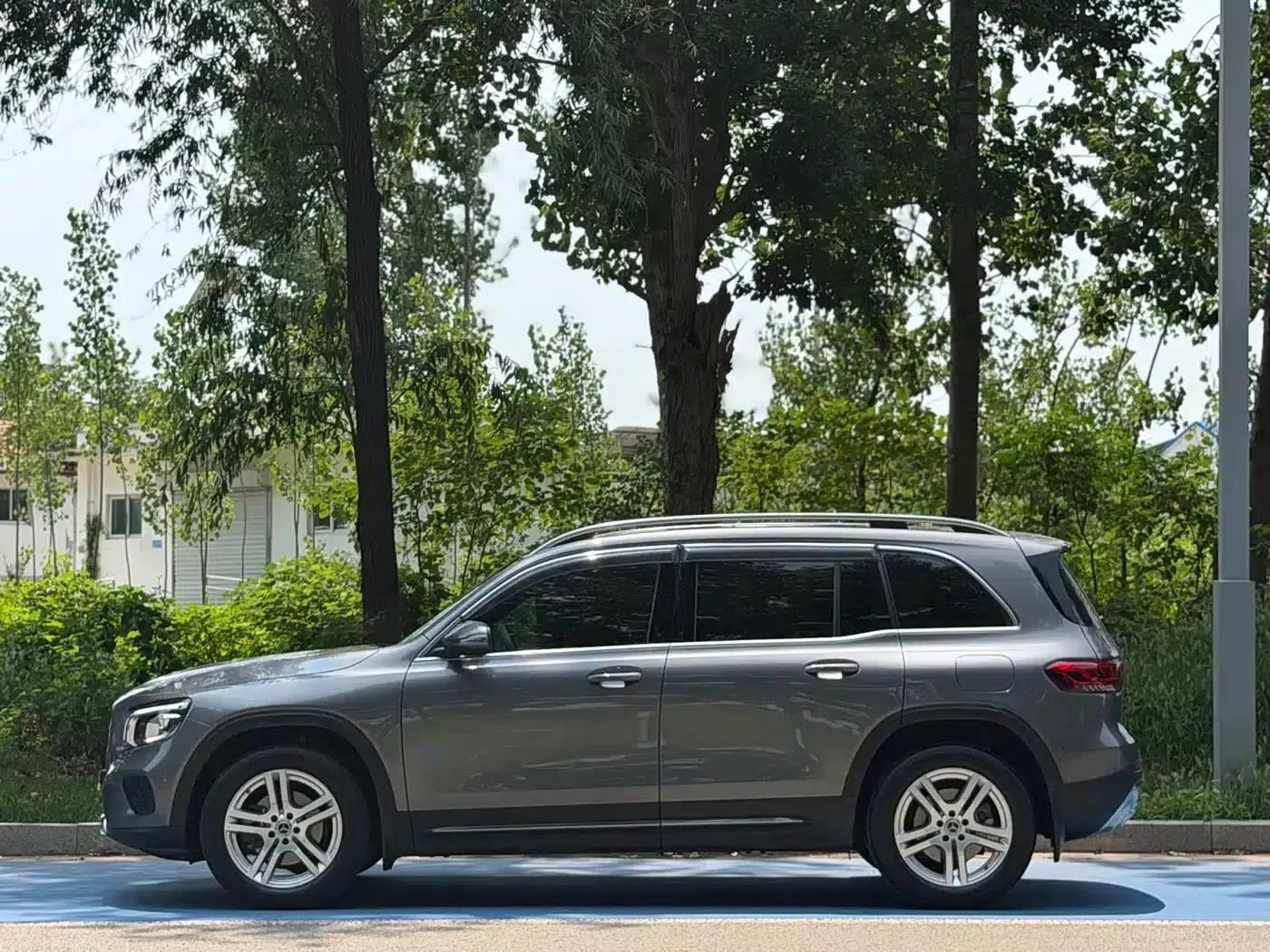 Mercedes-Benz GLB 2023 Fashion Edition — миниатюра 3