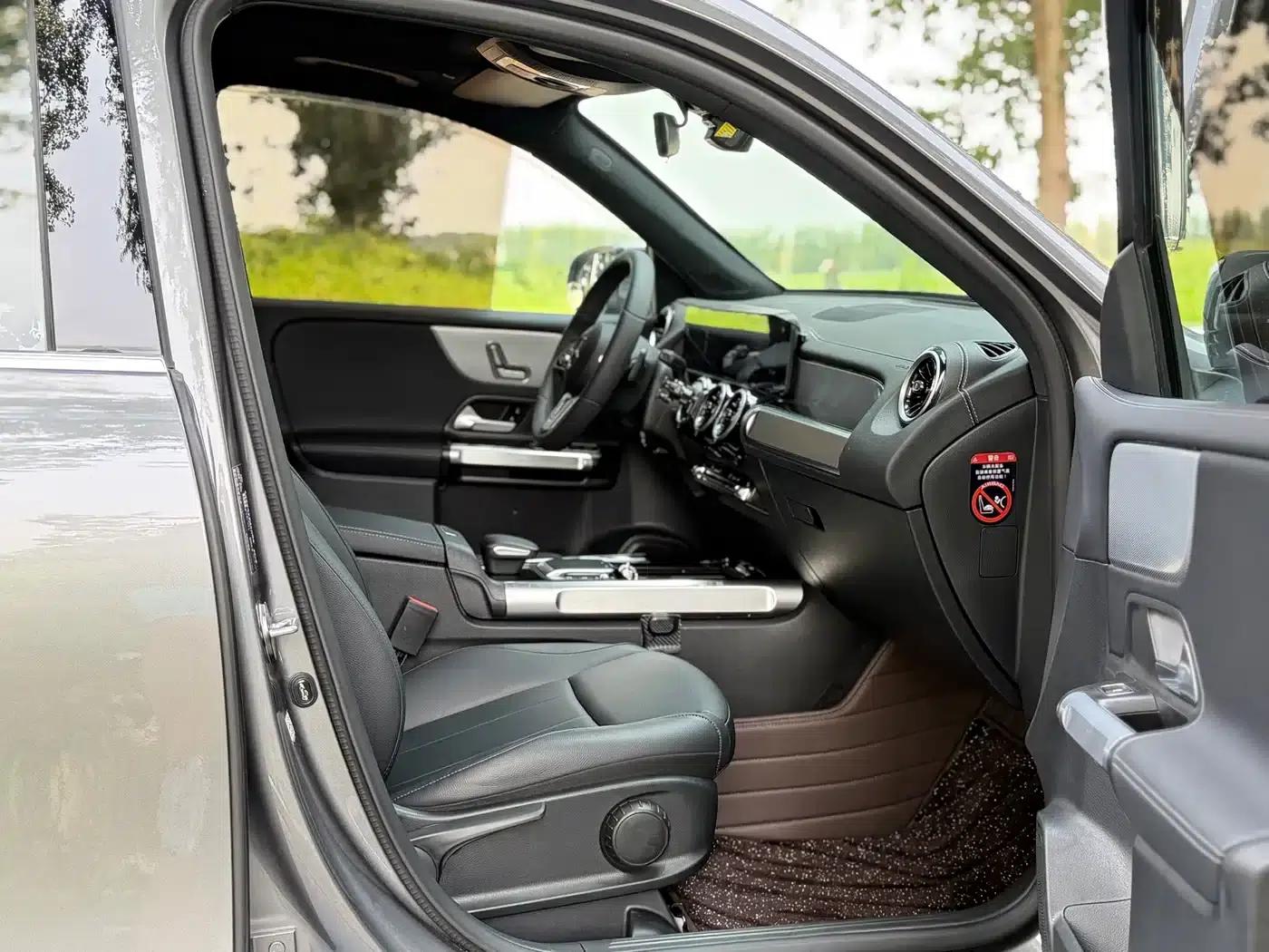 Mercedes-Benz GLB 2023 Fashion Edition — миниатюра 10