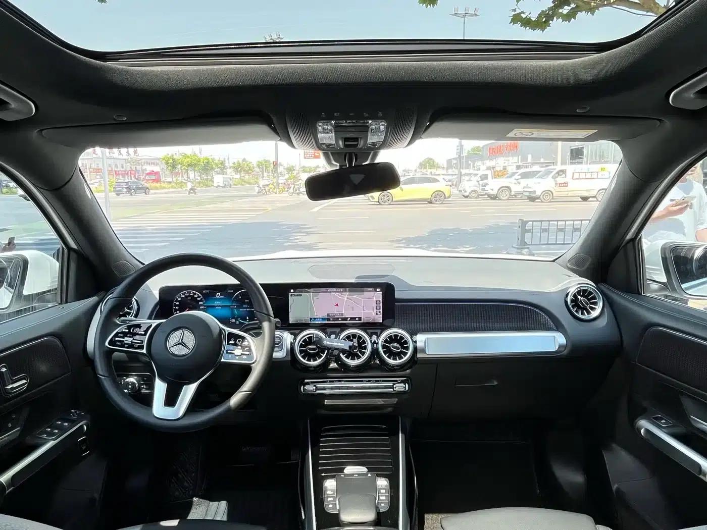 2021 Mercedes-Benz GLB 200 Dynamic — миниатюра 4