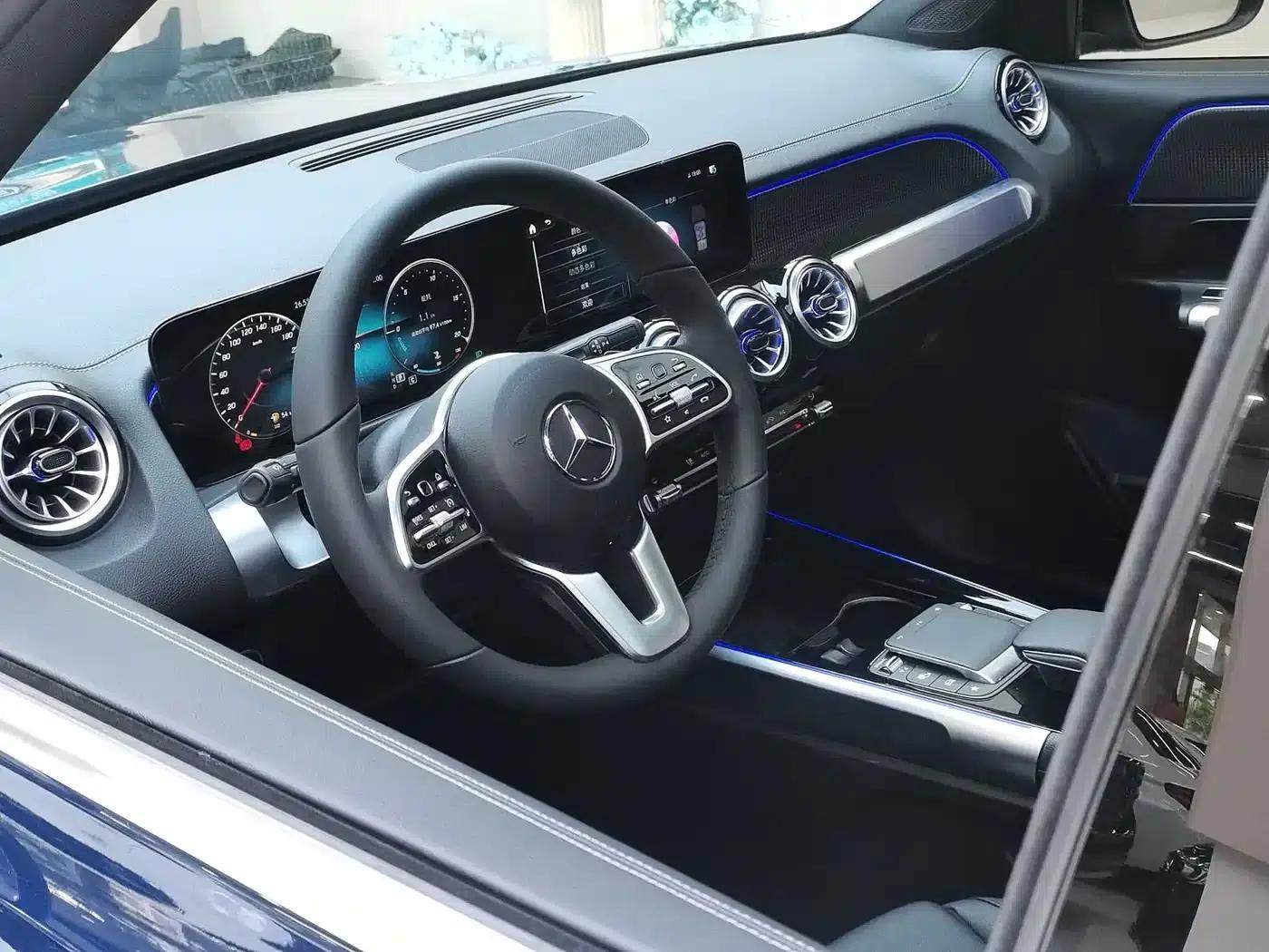 Mercedes-Benz GLB 2022 Facelift GLB 200 Fashion Model — миниатюра 12