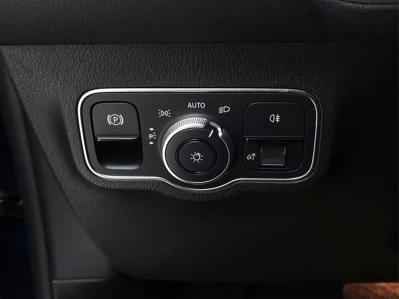 Mercedes-Benz GLB 2022 Facelift GLB 200 Fashion Model — миниатюра 19