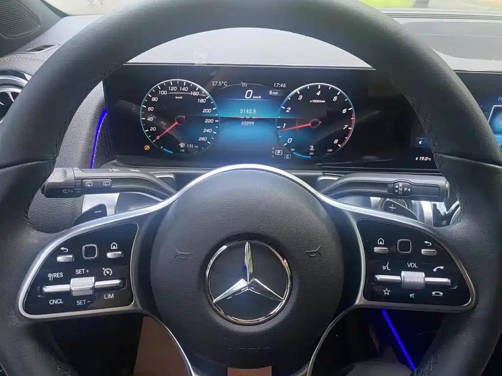 Mercedes-Benz GLB 2021 Fashion Edition — миниатюра 3