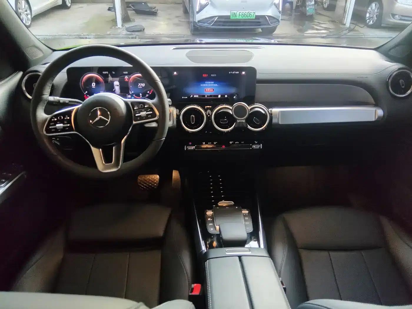 Mercedes-Benz GLB 2022 Fashion Edition — миниатюра 6
