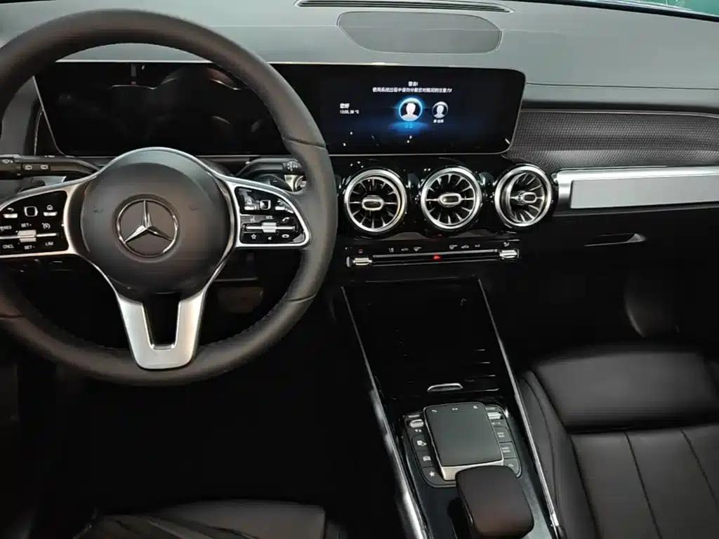 Mercedes-Benz GLB 2020 Facelift GLB 200 Fashion Model — миниатюра 13